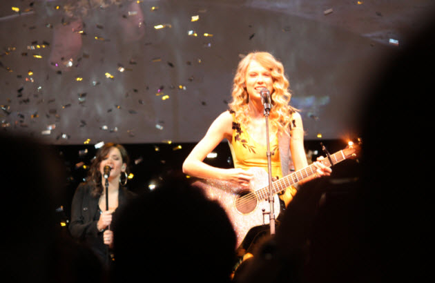 cool photo 3 taylor swift