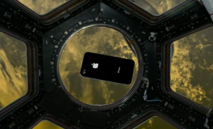 iphone-in-space