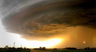Big hardware & software companies are spreading FUD about the cloud (video)
