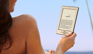 Amazon attracts last-min shoppers with free 2-day shipping on all Kindles