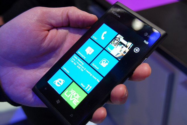 nokia-lumia-900-hands-on