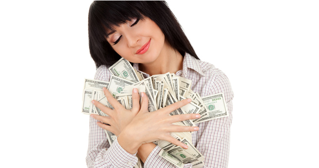 ss-hugging-money