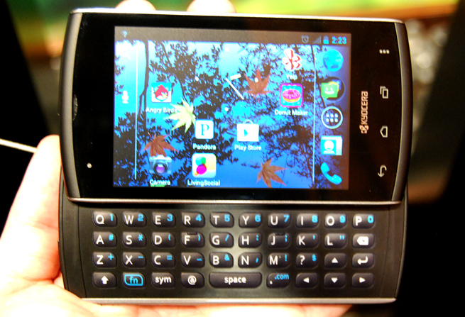 kyocera-rise-ics-android-keyboard