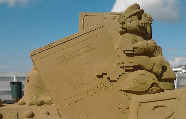 Game Boy sand sculpture