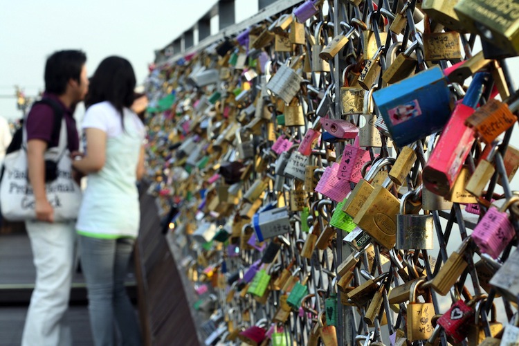 Korean love lock wall
