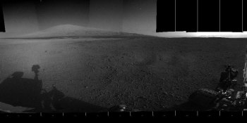 News from Mars: A 360° pic showing Mt. Sharp, plus hi-res landing video