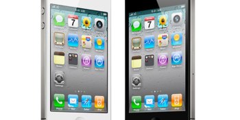 Incredible deal alert: iPhone 4 now free on contract