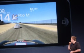 EA Real Racing demo on the iPhone 5