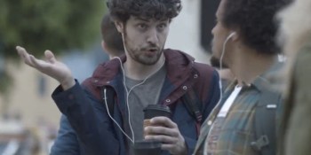 Samsung makes fun of iPhone 5 buyers in new commercial