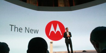 Motorola CEO fails to make company profitable, leaves to become Dropbox COO