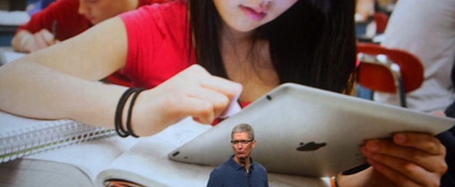 iPad Tim Cook