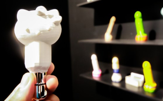 MakerLove's "Hello Pussycat"