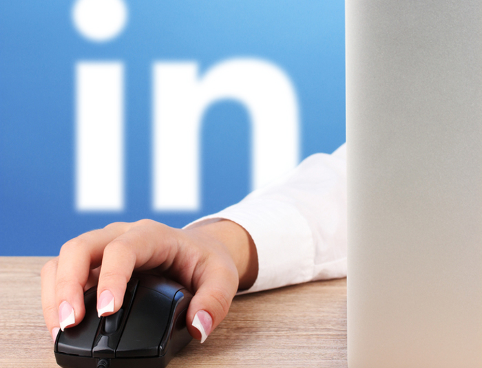 linkedin-200-million