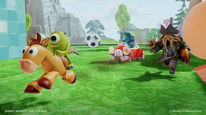 Disney Infinity: Mike, Sully, and Davy Jones in Toy Box mode