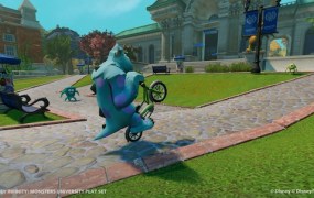 Disney Infinity: biking through the MU campus