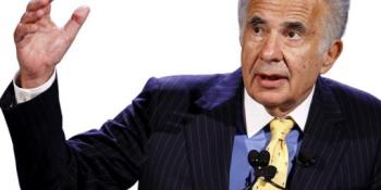 Icahn makes $3B bet on Apple, despite accusing board of a lack of finance experience