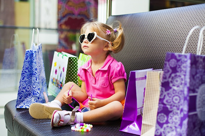 child shopping