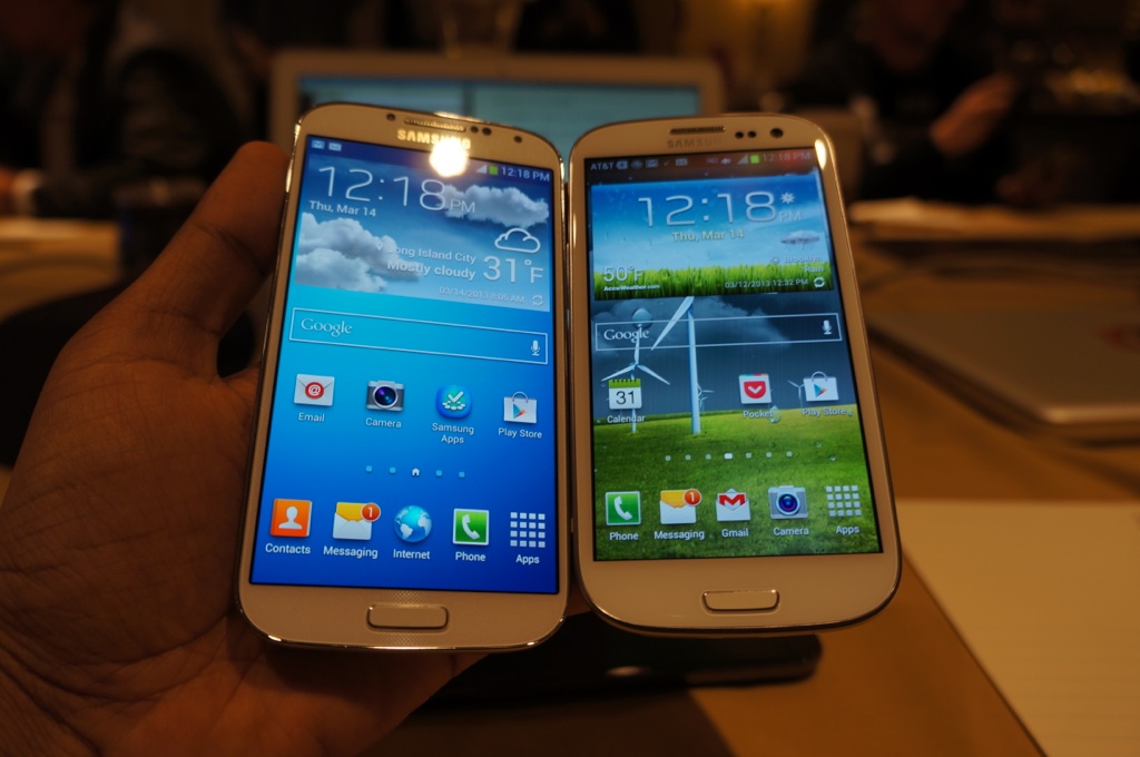 Samsung's Galaxy S IV (left) compared to its previous flagship, the Galaxy S III (right)