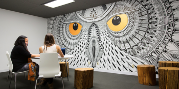 Hootsuite takes social media data to a visual level on desktop & mobile