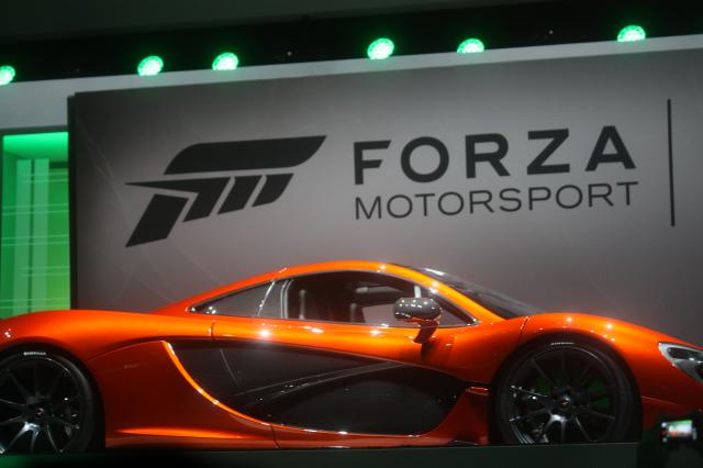 E3 2013 - McLaren P1