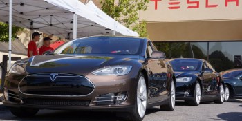 Tesla will have a $35K car that can go 1,000 miles on a single charge by 2020