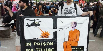 Bradley Manning sentenced to 35 years for giving secrets to WikiLeaks