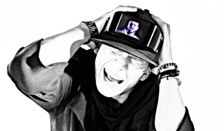 The Cyclops Cap can stream videos and images from your mobile device