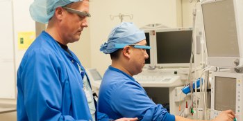 Google Glass in the OR: There’s an app for that, but would you trust it with your spleen?