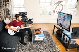 Rocksmith 2014 uses real guitars.