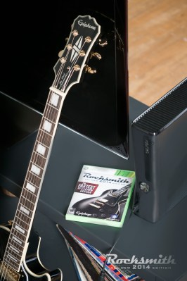 Rocksmith 2014 game and guitar