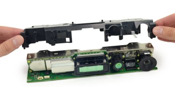 iFixit teardown finds lots of sensors, but no NSA spying, built into Xbox One’s Kinect