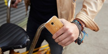 The wood Moto X is finally here