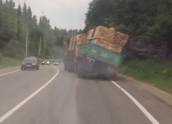 A screenshot from a car crash video.