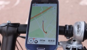 You can strap your phone to your bike to view RiderState