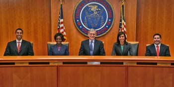 Netflix-Verizon spat grabs the FCC's attention