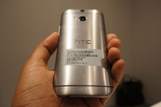 HTC One M8 hands-on 1