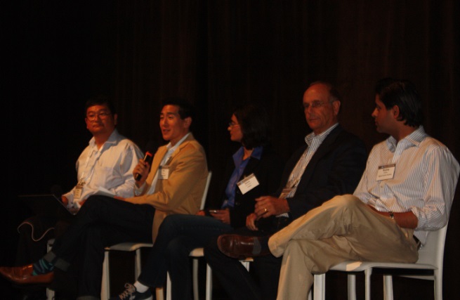 Dean Takahashi, Tim Chang of Mayfield Fund, Sana Choudary of YetiZen, Roger Quy of Technology Partners, and Sunny Dhillon of Signia Venture Partners