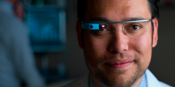 UC Irvine is the first medical school to add Google Glass to its curriculum