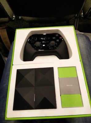 Google I/O attendee Artem Russakovskii posted an image of the Android TV controller to social media.