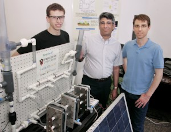Graduate student James White (Princeton), Professor Andrew Bocarsly (Princeton and Liquid Light) and principal engineer Paul Majsztrik (Liquid Light)