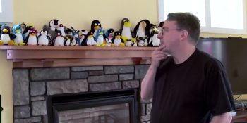 Nerd cribs: Linux creator Linus Torvalds shows off his office