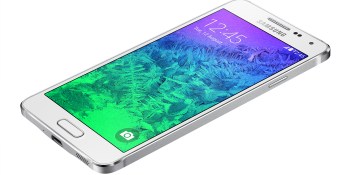 IDC: Samsung shipped more smartphones in Q3 2015 than Apple and Huawei combined