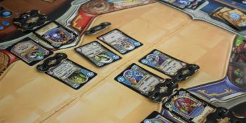 This real-life Hearthstone card game from China shows why Blizzard chose digital
