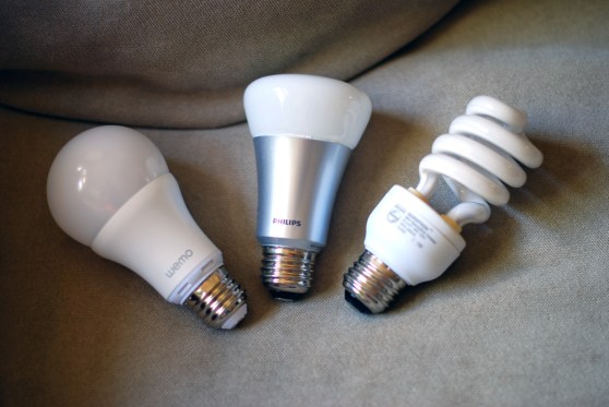 belkin-wemo-led-vs-philips-hue-vs-CFL