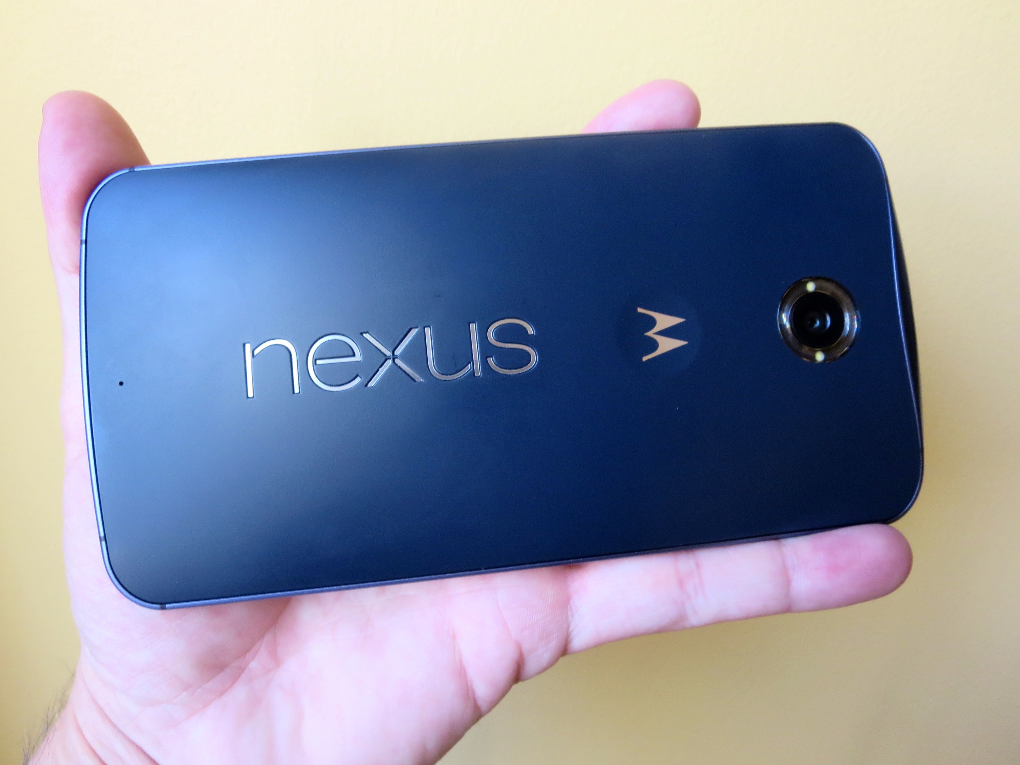Nexus 6 in hand
