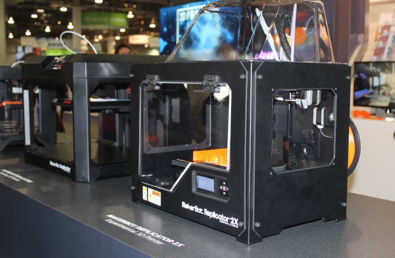 MakerBot showed its faster Replicator 2X 3D printer at CES 2015.