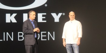 Intel moves into eyewear tech with Luxotica and Oakley