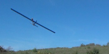 Startup’s drone soars for hours on wind power alone