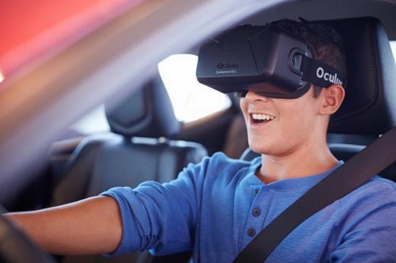 Teen Drive 365 warns teens about driver distractions using VR.