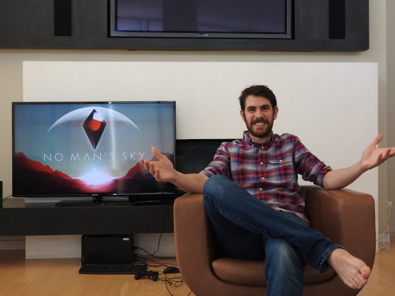 Hello Games founder Sean Murray showing No Man's Sky at E3 2015.